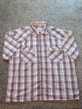 Women's Pink Plaid Button-Down Shirt - Casual Chest-Pocket Top